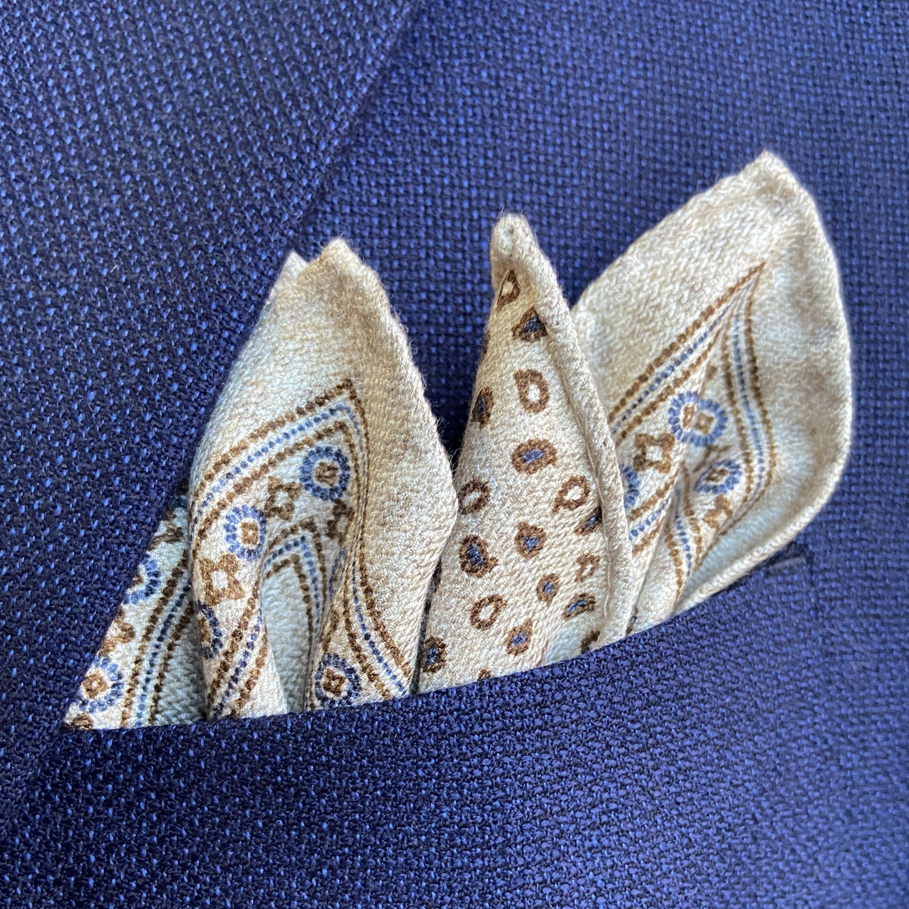 Ancient/Mini Drops Pocket Square